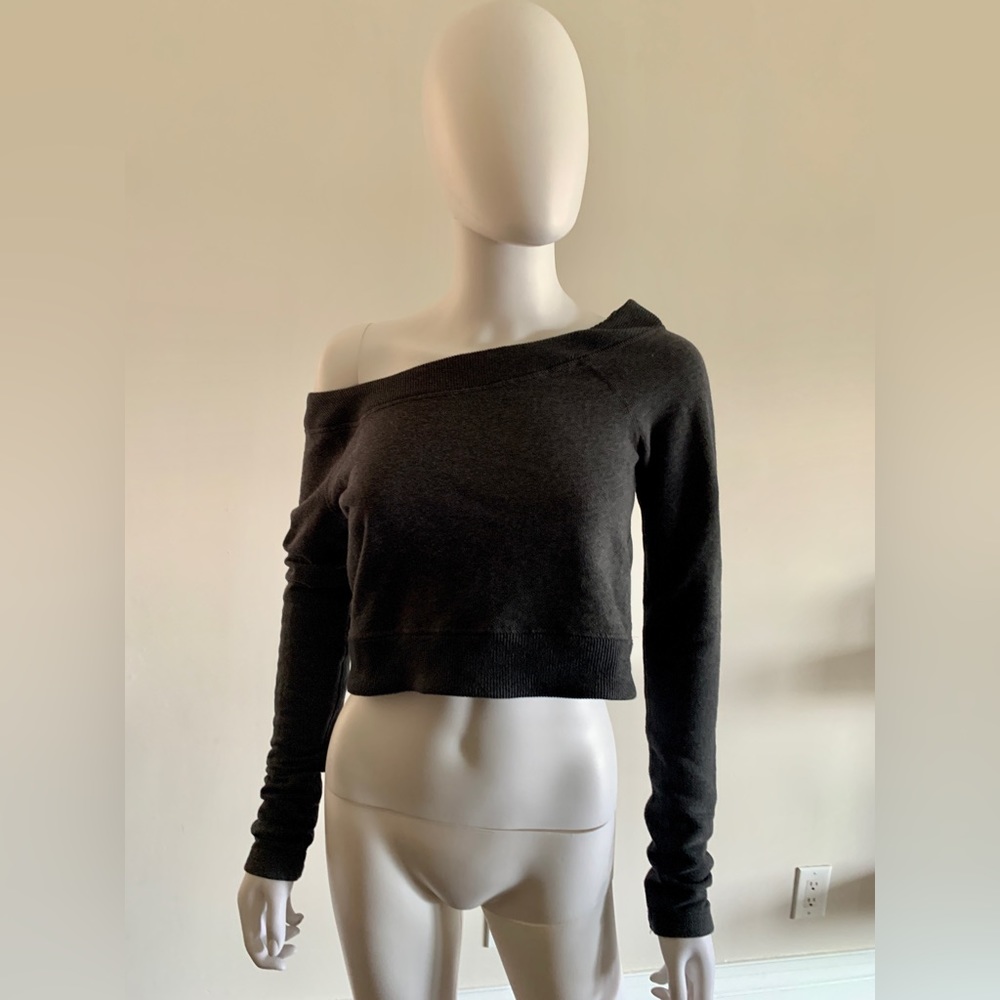 lululemon Crop Sweater in Graphite